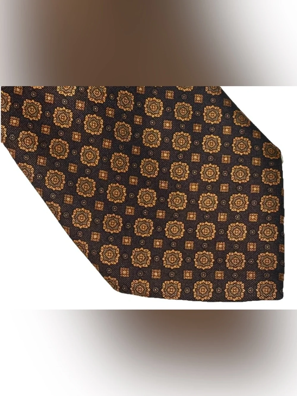 $250 NEW LUCA D’ ALTIERI 7 FOLD MENS SILK TIE HANDMADE ITALY MEDALLIONS